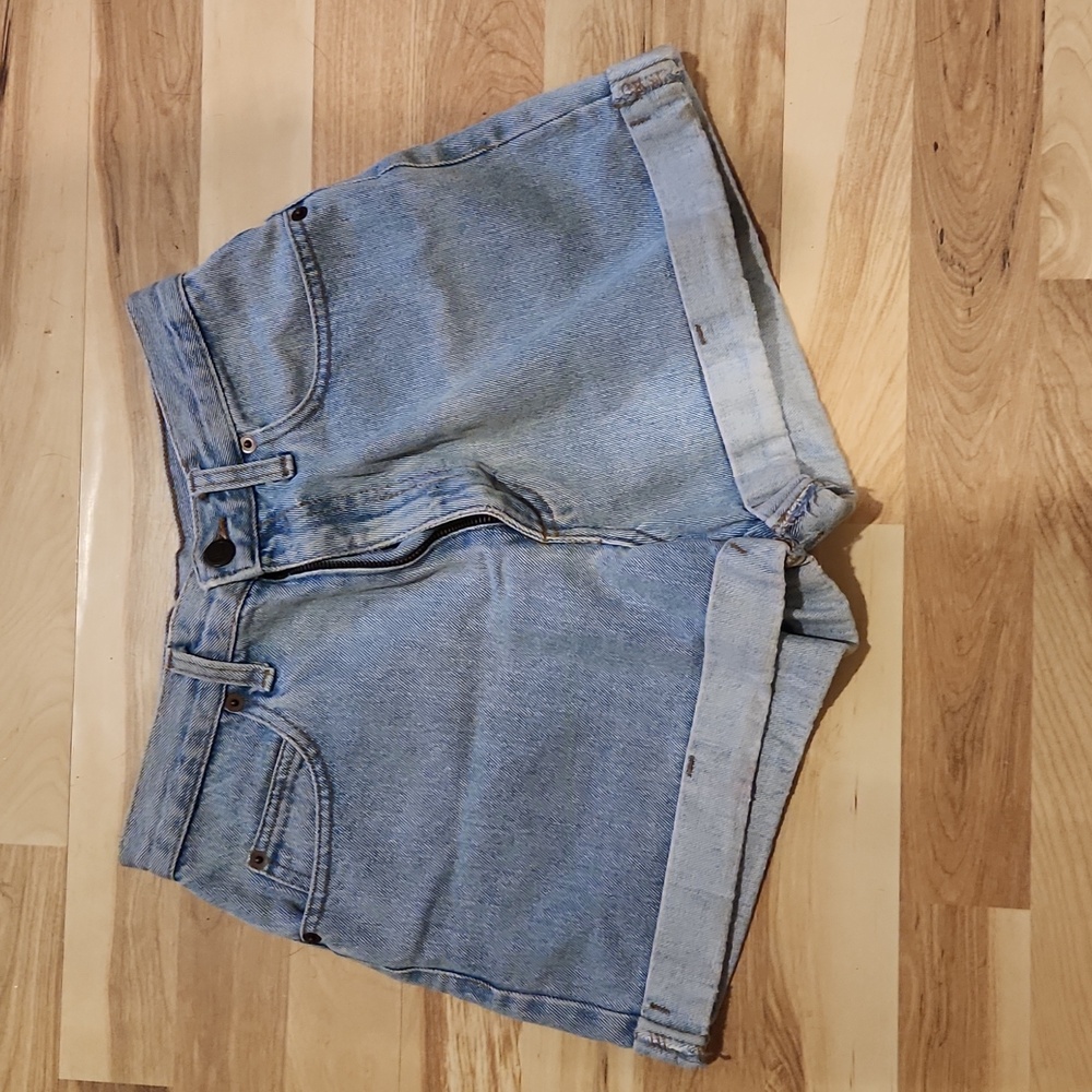 Vintage Blue Lei. Shorts